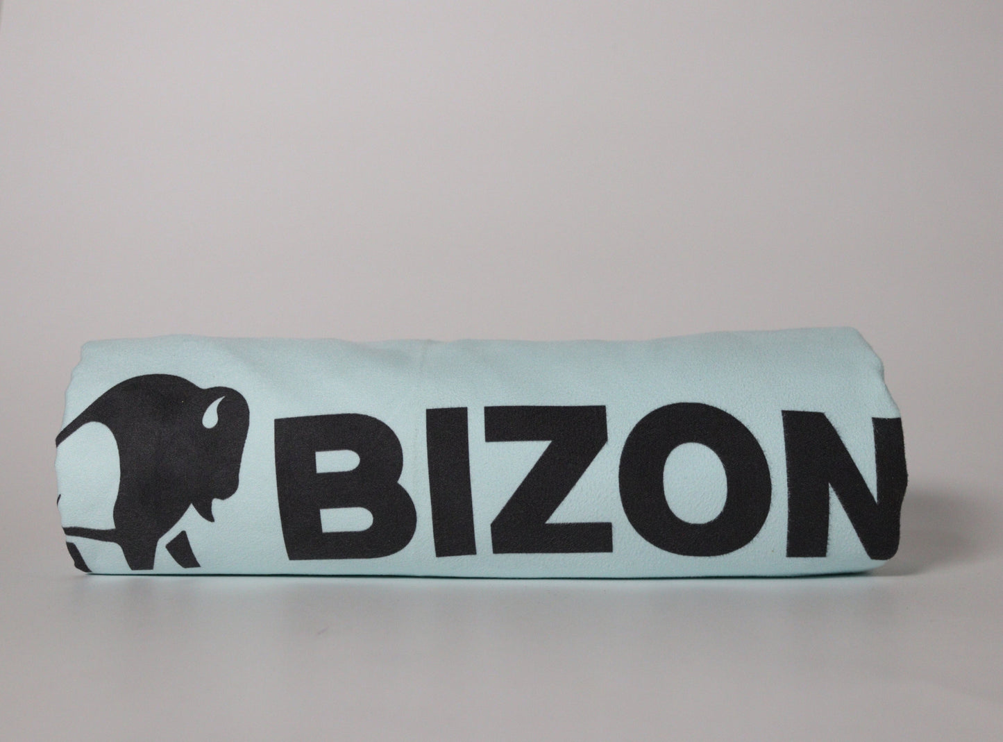 Microfiber magnetic towels